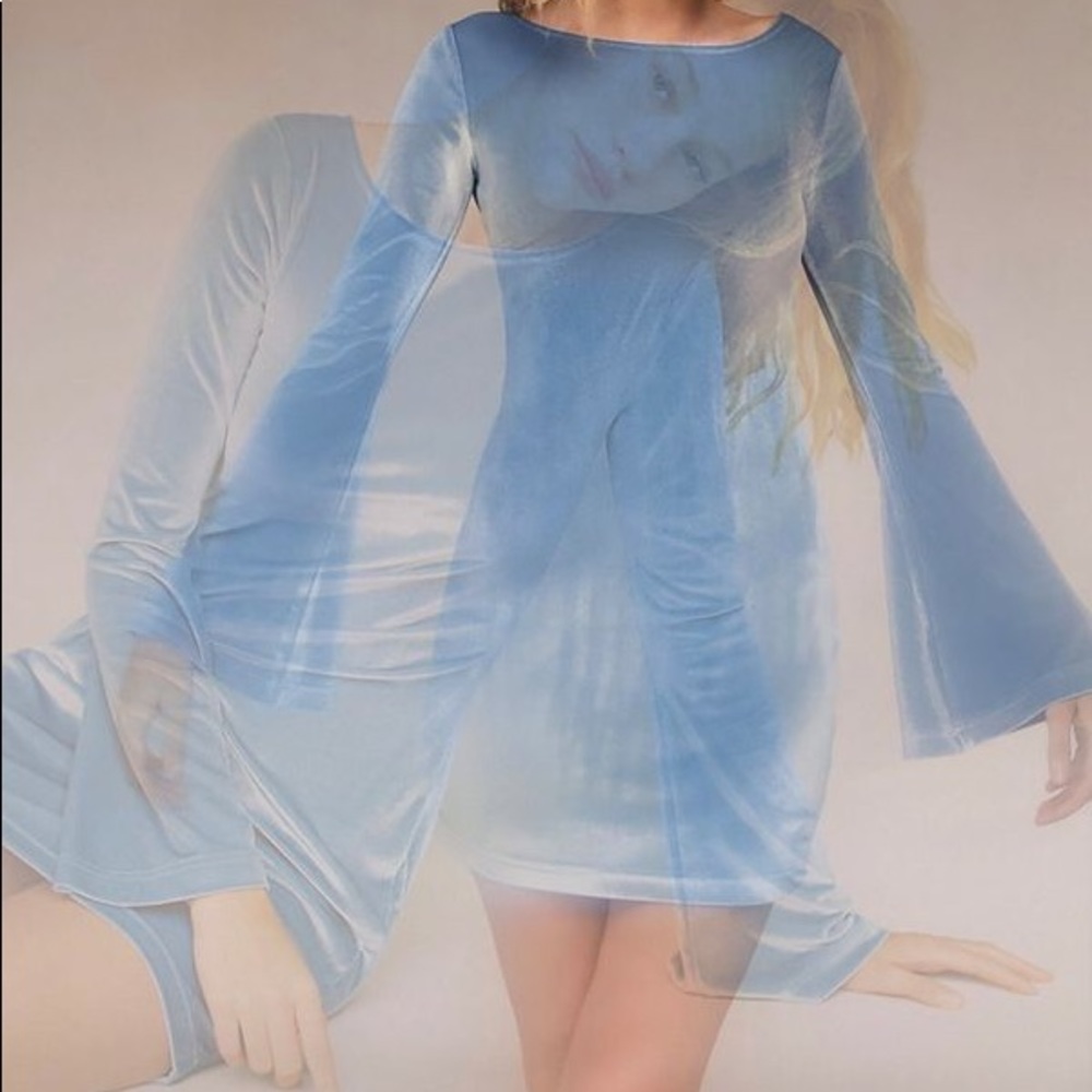 UO Belle Velvet Bell-Sleeve Mini Dress